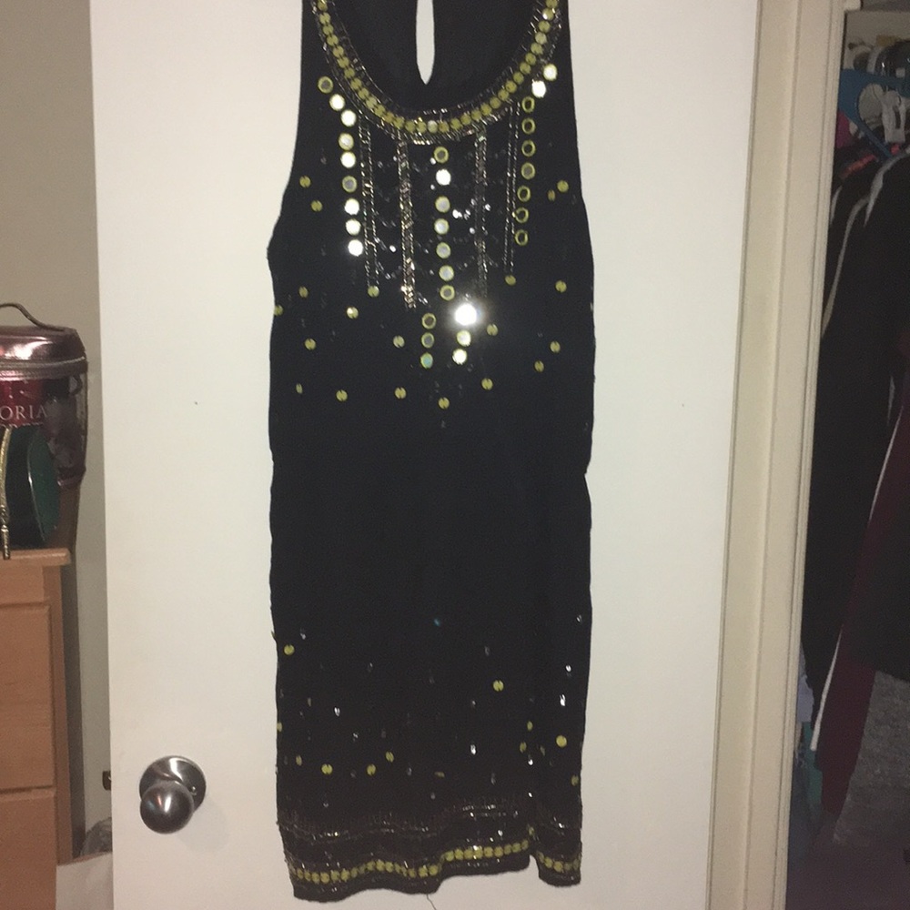 Black and yellow dress (loose)